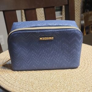 Missoni For Delta Chevron Pattern Blue Toiletry Bag